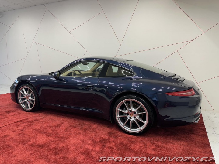 Porsche 911 Carrera CAMERA*XENON*PANO 2013
