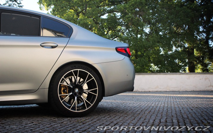 BMW M5 2021