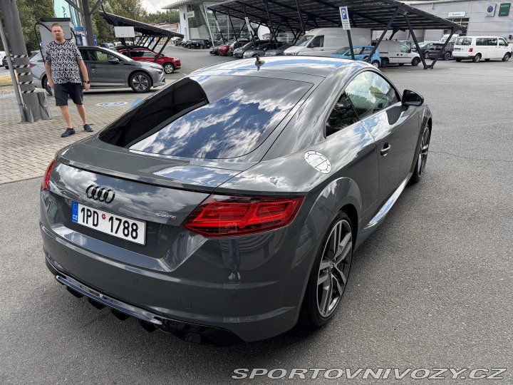Audi TT  2016
