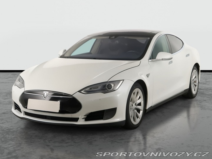 Tesla Model S 85D 2015