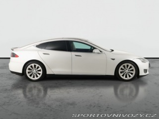 Tesla Model S 85D 2015