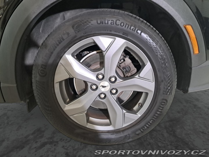 Ford Mustang Mach-E Standard Range RW 2022