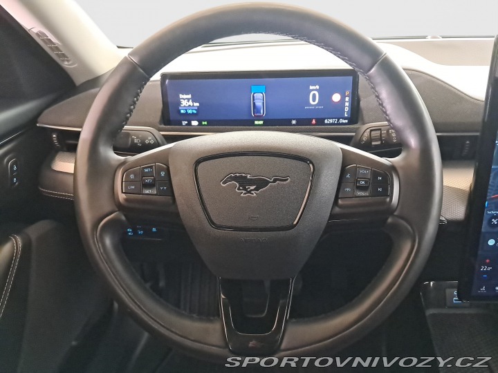 Ford Mustang Mach-E Standard Range RW 2022