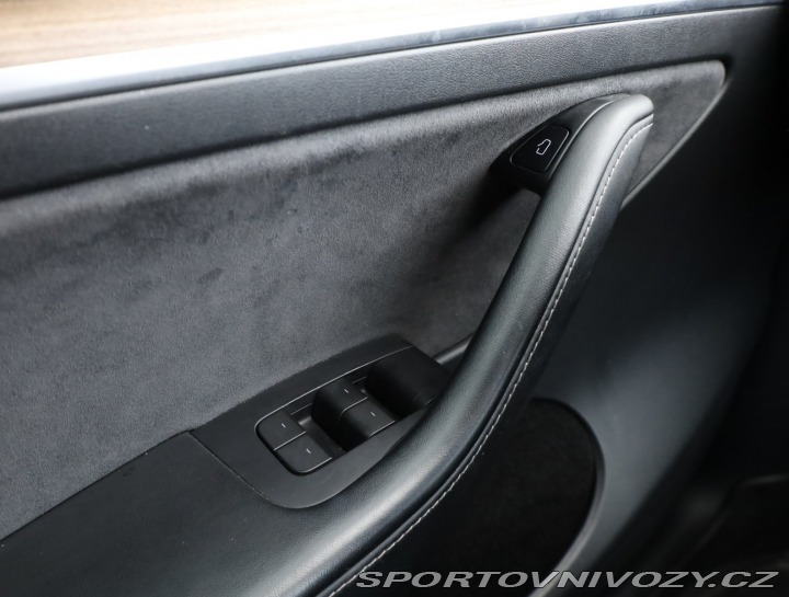 Tesla Model Y Long Range AWD 75kWh 2022