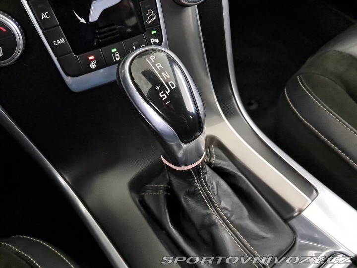 Volvo Ostatní modely XC60 R-Design D5 Polestar 2016