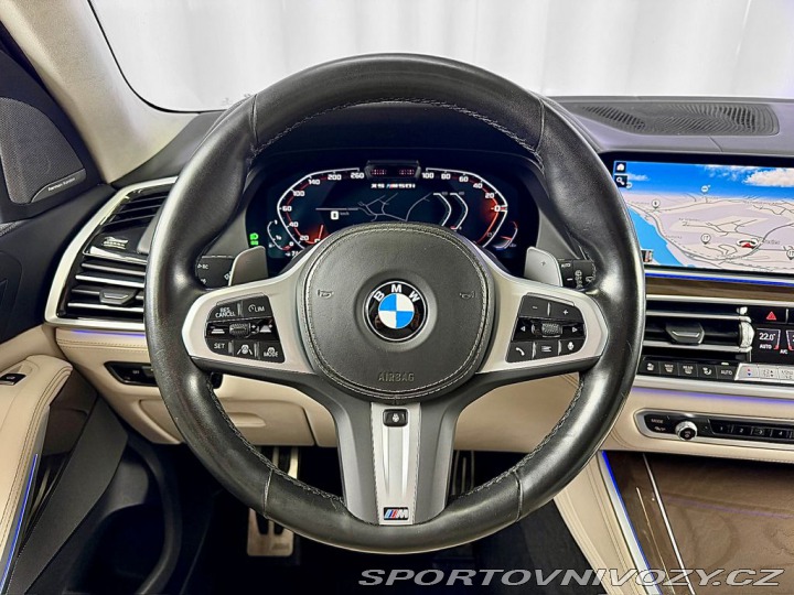 BMW X5 M50i xDrive, LASER, MASÁŽ 2022