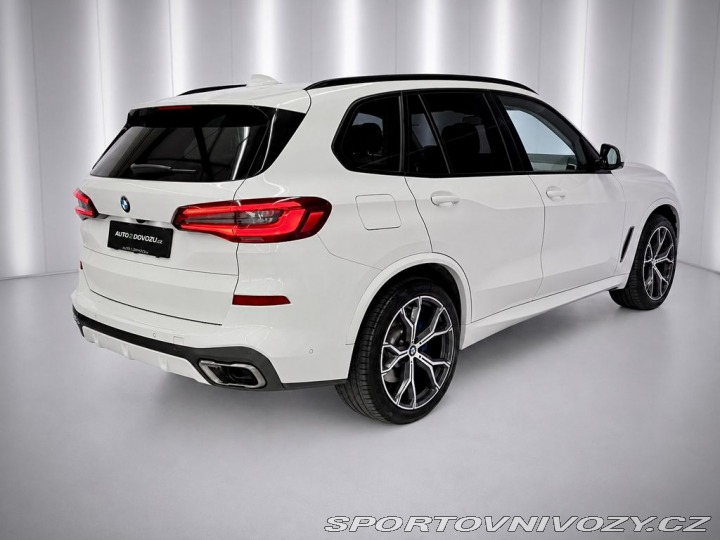 BMW X5 M50i xDrive, LASER, MASÁŽ 2022