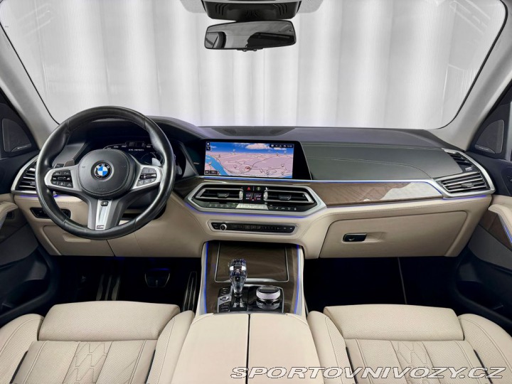 BMW X5 M50i xDrive, LASER, MASÁŽ 2022