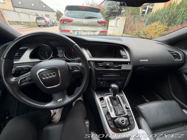 Audi A5 3,0 176 kW | 3× S line 2010