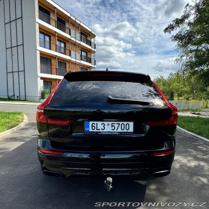 Volvo Ostatní modely XC60 T6 Rdesign Black, tažné 2021