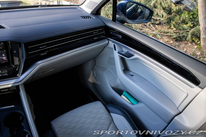 Volkswagen Ostatní modely Touareg  3.0 V6 TDI Elegance 4Mot 2018