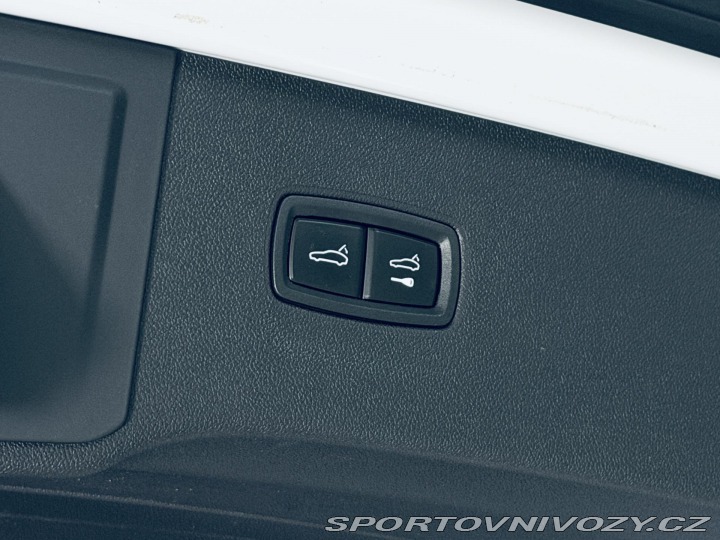 Porsche Cayenne VZDUCH SPORTDESIGN BOSE C 2025