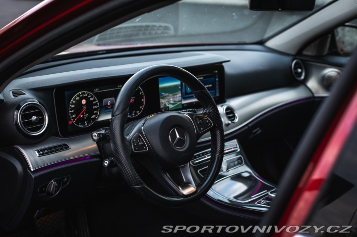 Mercedes-Benz E E400 4MATIC 2017