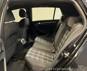 Volkswagen Golf 2.0 TDI DSG GTD 2015