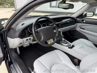 Jaguar XKR COUPE 2004