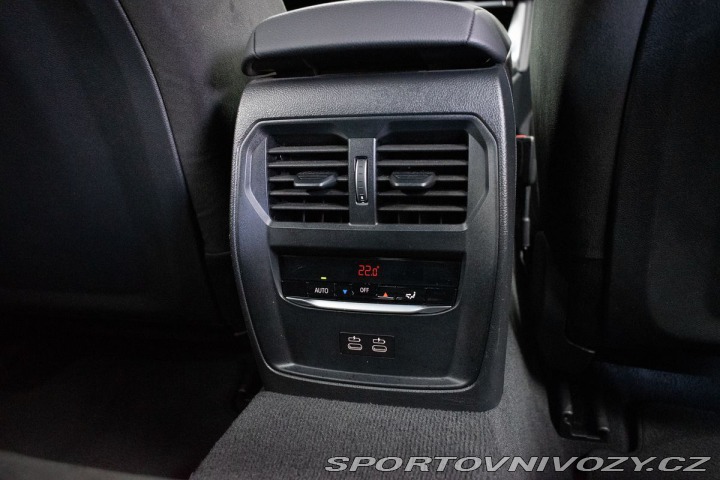 BMW 4 420d xD ///M*ZÁRUKA*TAŽNÉ 2025