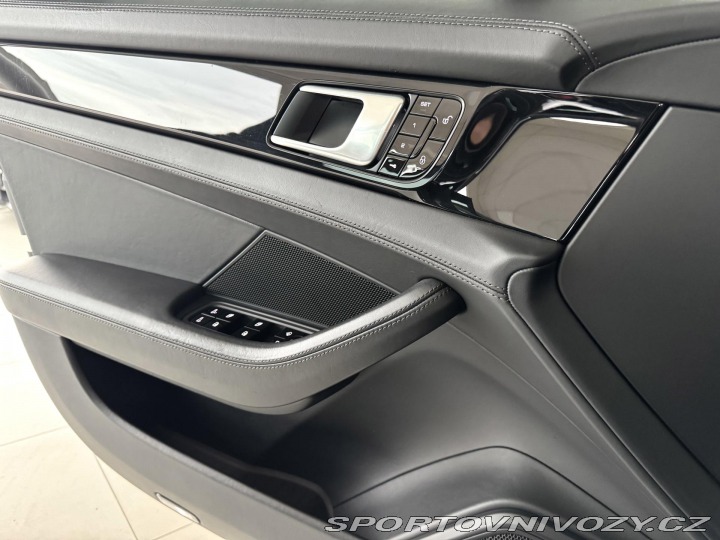 Porsche Panamera 4S 324kW*Chrono*Webasto*P 2018