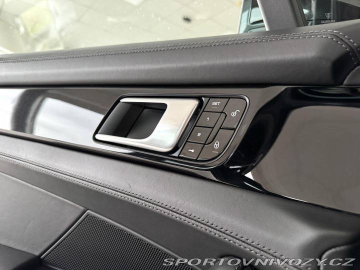 Porsche Panamera 4S 324kW*Chrono*Webasto*P 2018