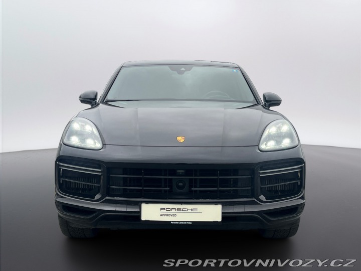 Porsche Cayenne Turbo 2021