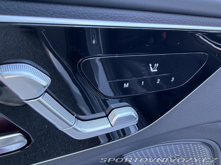 Mercedes-Benz C 300T 4Matic AMG Distronic 2025