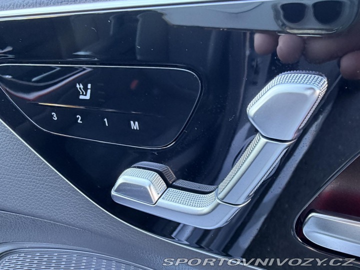 Mercedes-Benz C 300T 4Matic AMG Distronic 2025