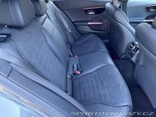 Mercedes-Benz C 300T 4Matic AMG Distronic 2025