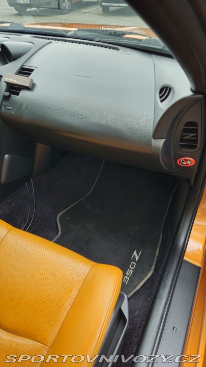 Nissan 350 Z  2004