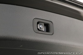 Mercedes-Benz Ostatní modely GLC AMG Line GLC 300 de 4MATI 2025