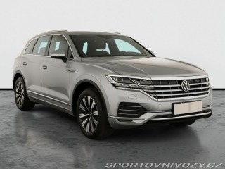 Volkswagen  Touareg  3.0 TDI