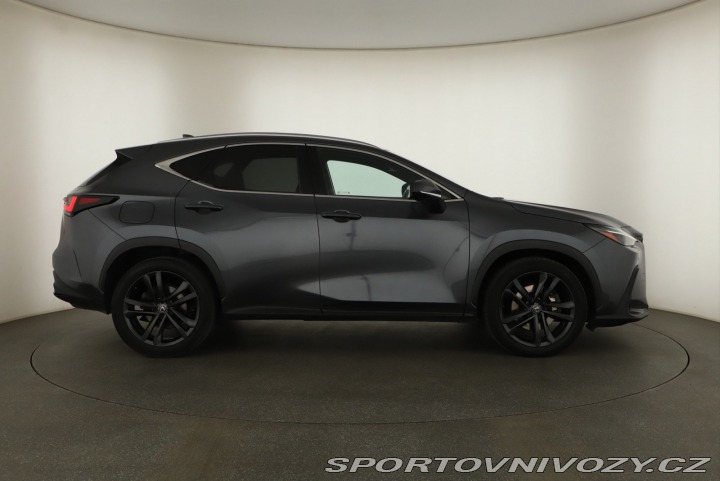 Lexus Ostatní modely NX  450h+ 2023