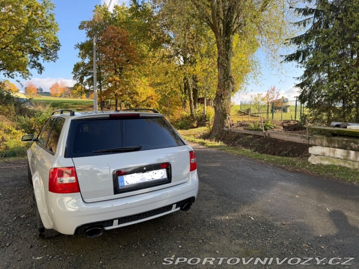 Audi A4 Avant RS6 Avant Quattro 4 1800