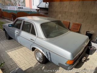 Mercedes-Benz Ostatní modely 123 W 123 300D 1800