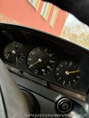 Mercedes-Benz Ostatní modely 123 W 123 300D 1800