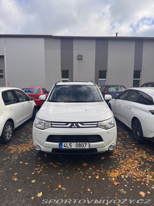 Mitsubishi Ostatní modely Outlander 2,2 2013