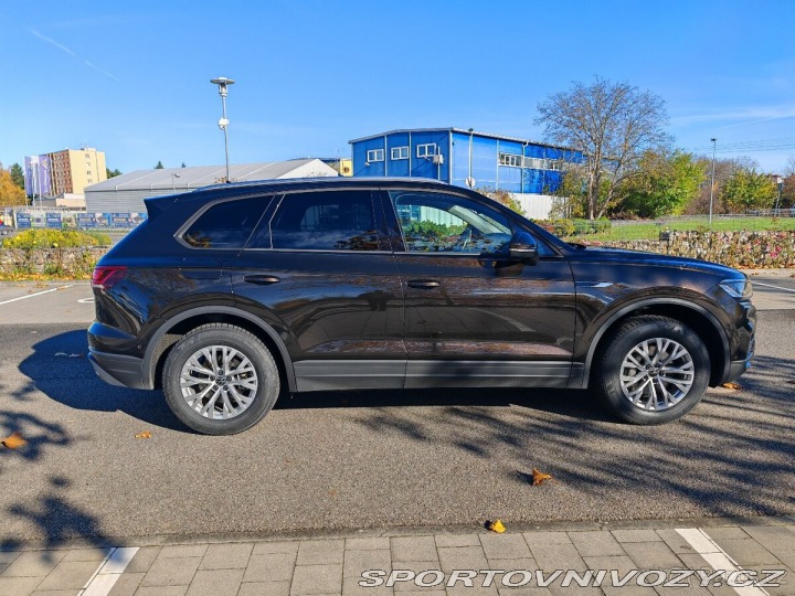 Volkswagen Ostatní modely Touareg 3,0 TDi /ČR /rok 2022 / 1800