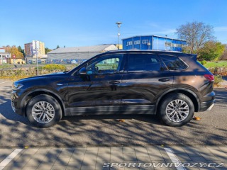Volkswagen Ostatní modely Touareg 3,0 TDi /ČR /rok 2022 / 1800