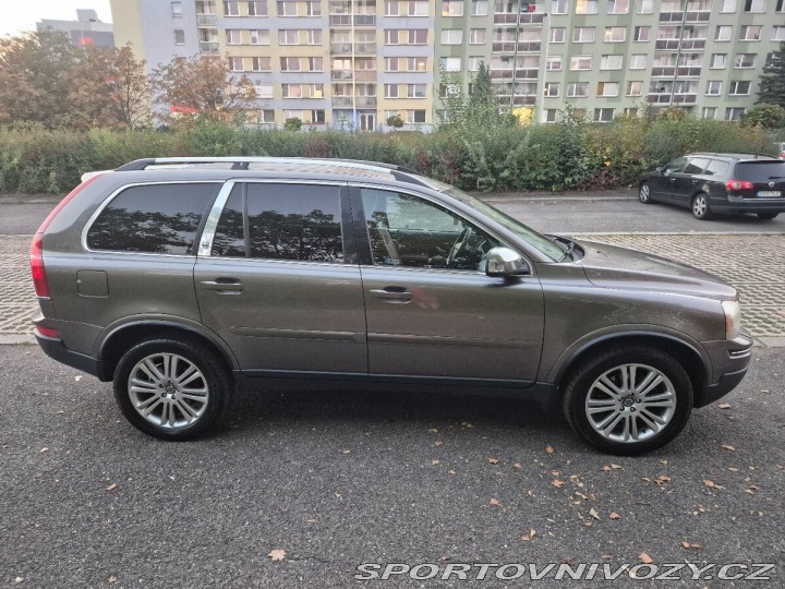 Volvo Ostatní modely XC90 2,4 D5 Executive 2011, 2010