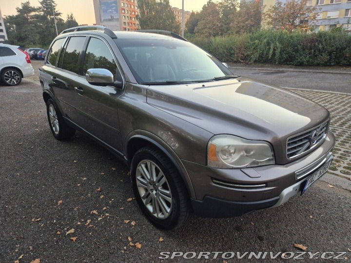 Volvo Ostatní modely XC90 2,4 D5 Executive 2011, 2010
