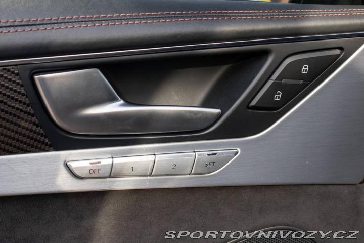Audi S8 Plus 4.0 TFSI V8 quattro 2017