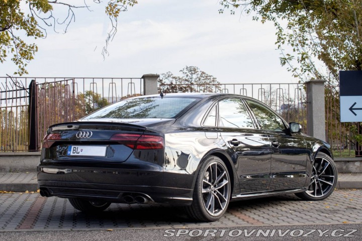 Audi S8 Plus 4.0 TFSI V8 quattro 2017