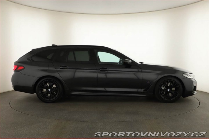 BMW 5 530d xDrive 2023