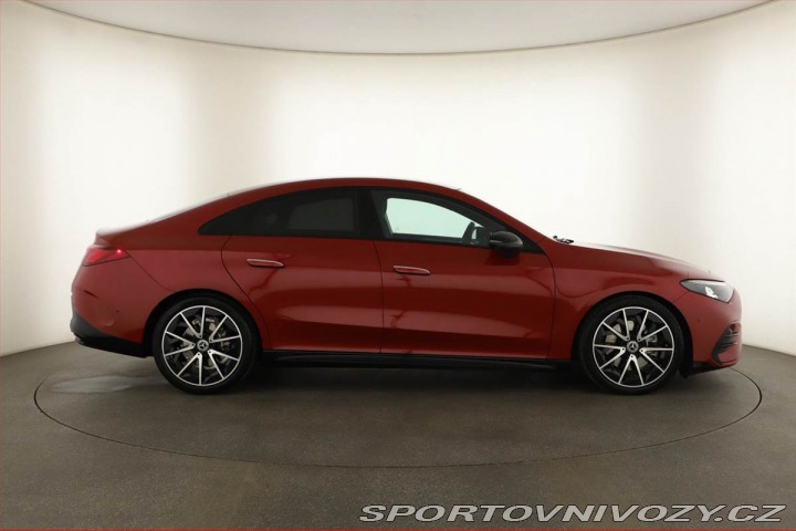 Mercedes-Benz CLA 200, AMG, KAMERA, MASÁŽ 2026
