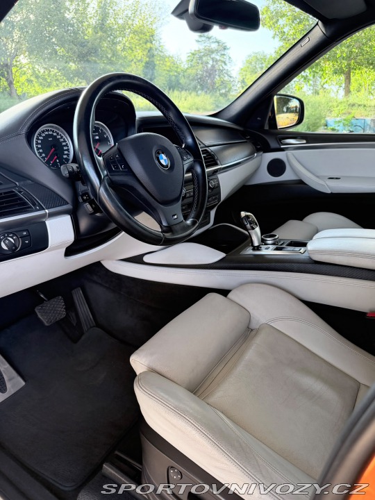 BMW X5 M 4.4 V8 BiTurbo (E70) 2009