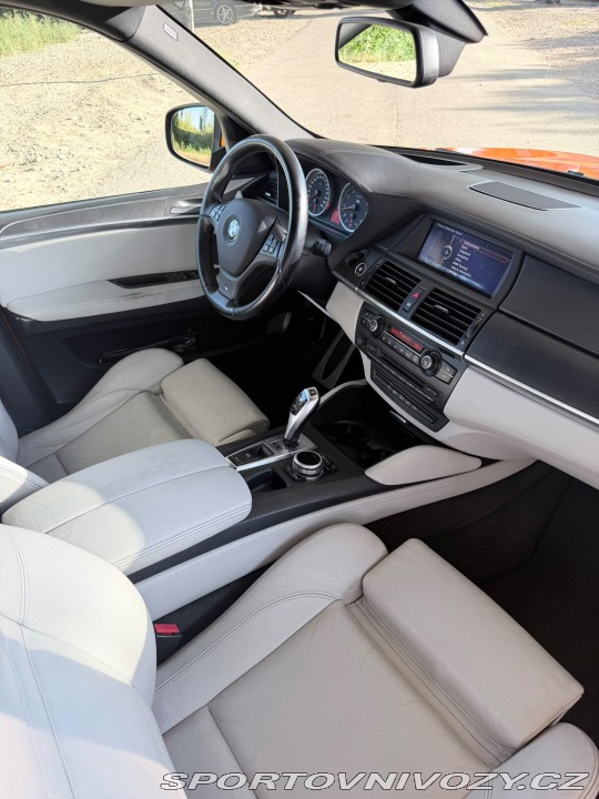 BMW X5 M 4.4 V8 BiTurbo (E70) 2009