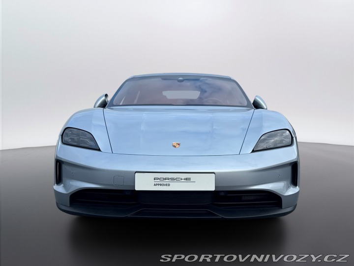 Porsche Taycan 4 2025