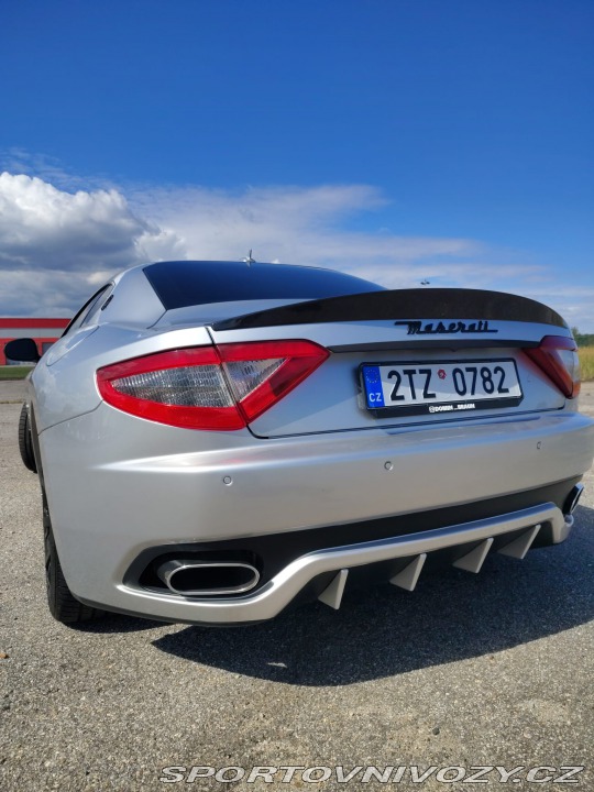 Maserati GranTurismo S MC Sport Line 2011