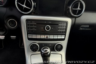 Mercedes-Benz SLC Servis Mercedes 2019