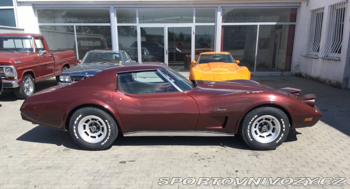 Chevrolet Corvette L82 4-MANUAL 1976